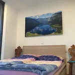 提利亚住宿公寓