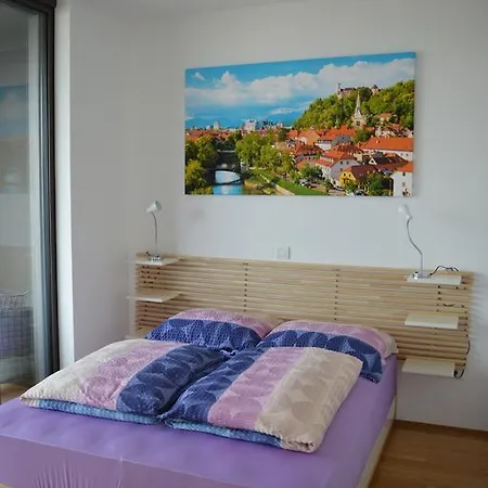 Tiliastay Apartman