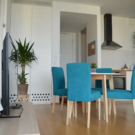 Tiliastay Apartma *